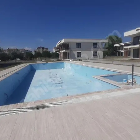Kolayli Plus Ayvalik Apartment